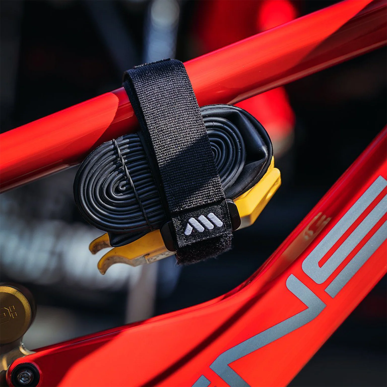 AMS X INTENSE HOOK & LOOP STRAP - Image 3