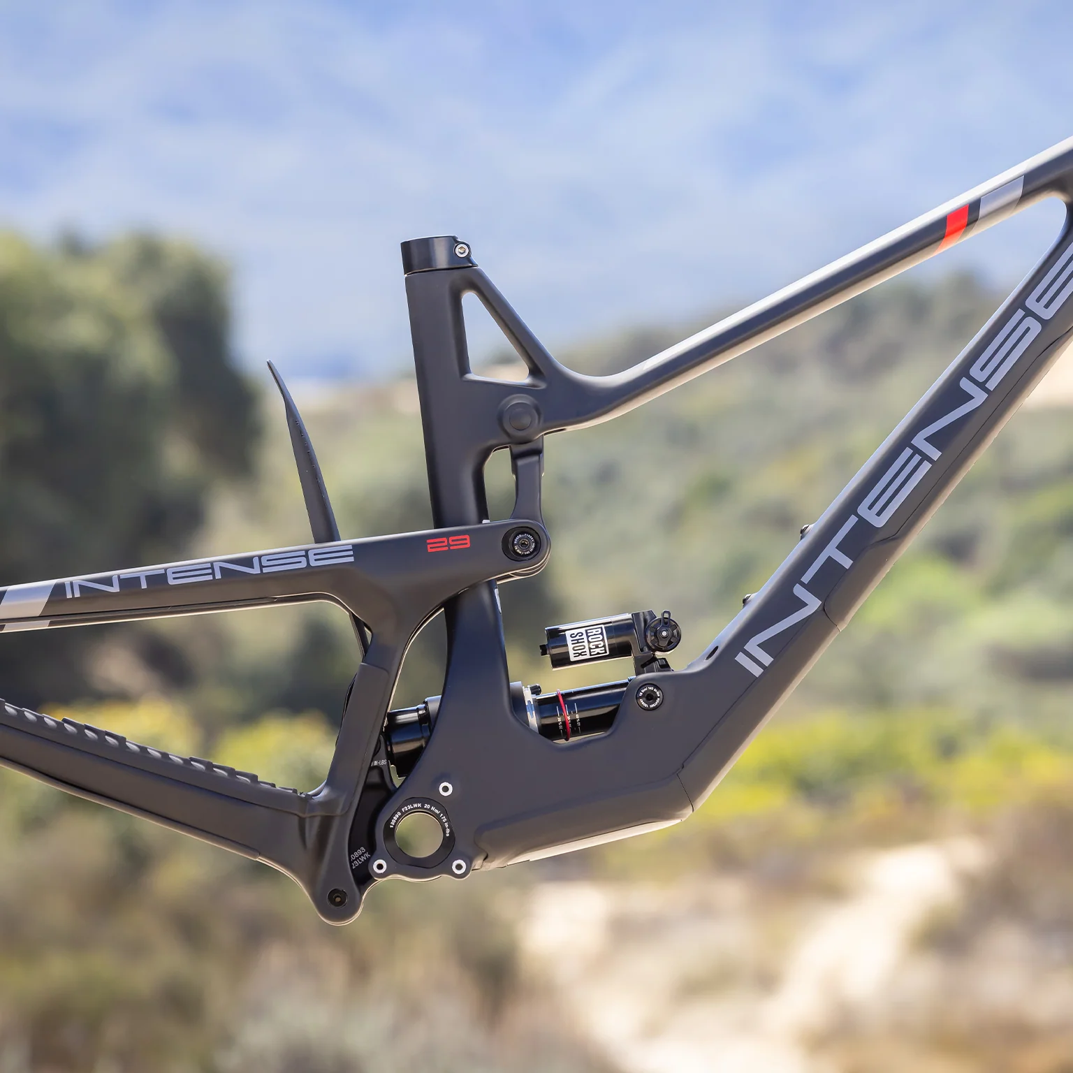 TRACER 29 FRAME SATIN BLACK - Image 6